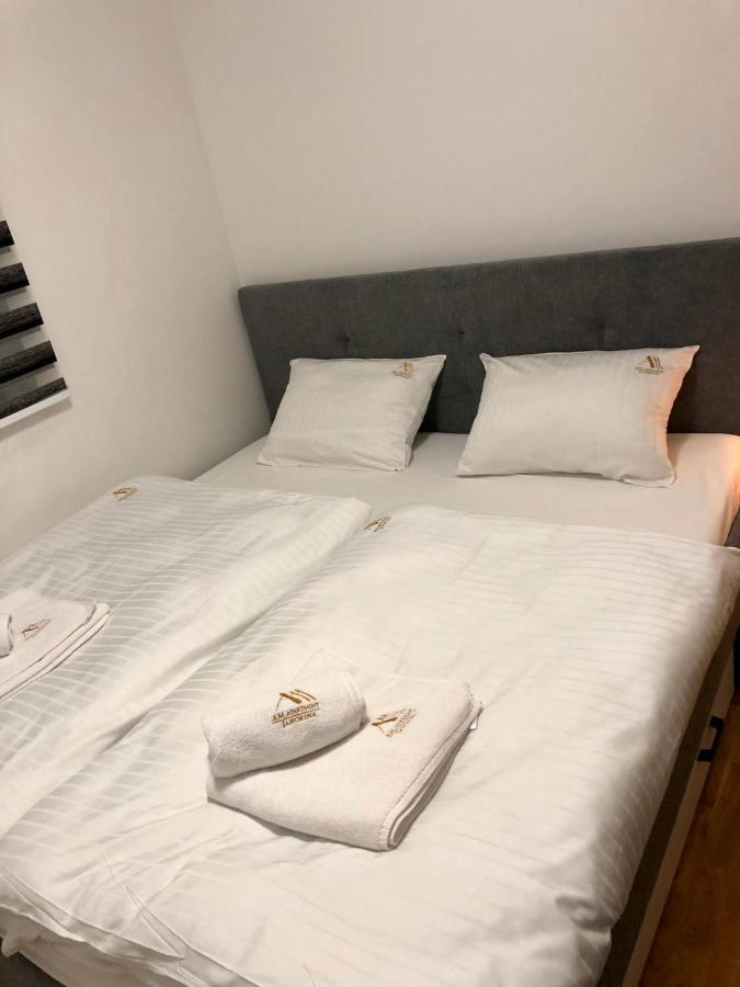 Am Apartment Яхорина Екстериор снимка